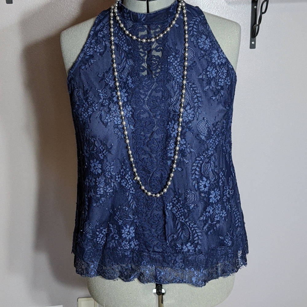 Beautiful blue lace front sleeveless top